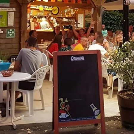 مكان تخييم Mobil Spacieux Avec Terrasse A - Api-1-52-1224 Payrac